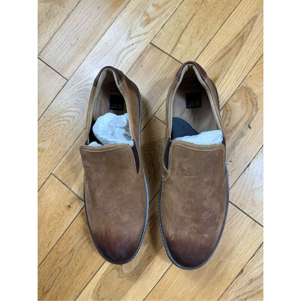 New J&M Mens Sheepskin Shoes Size 10.5